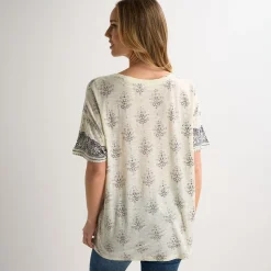 Online Ladies Printed Relaxed Fit T-Shirt Women T-Shirts